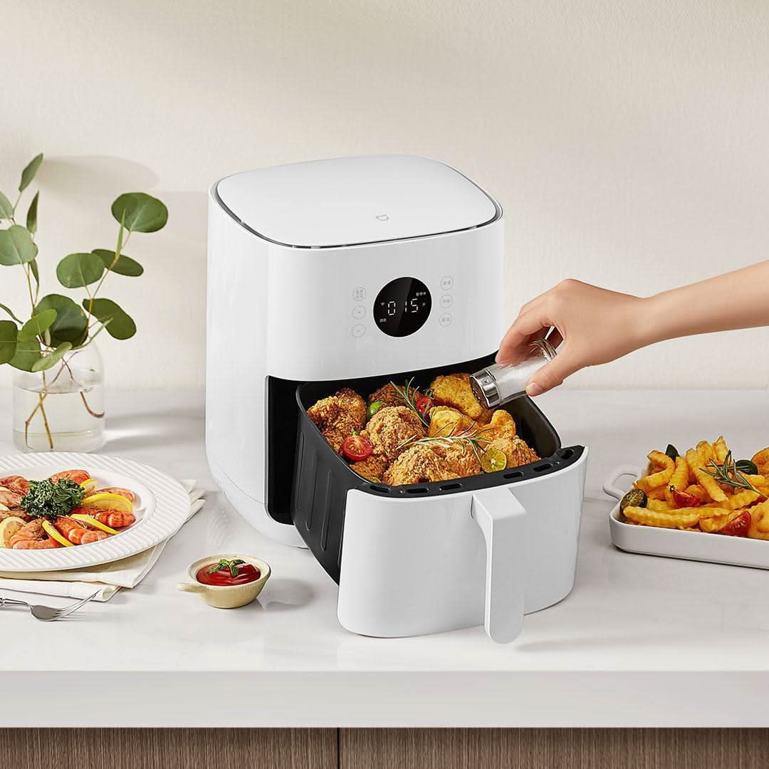 4.5L Digital Air Fryer 1200W Multifunctional Oil - Free Cooker with Baking Tray Cookware - Duly Kitchen