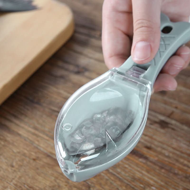 Fish Scale Scraper with Cover – Fish Skin Cleaning Tool Kitchen Scaler Brush Kitchen Utensils & Gadgets - Duly Kitchen